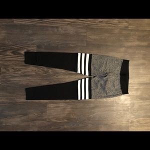 Bombshell black gray leggings